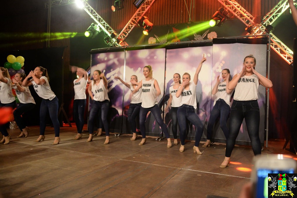../Images/Het Opwarmbal 084.jpg